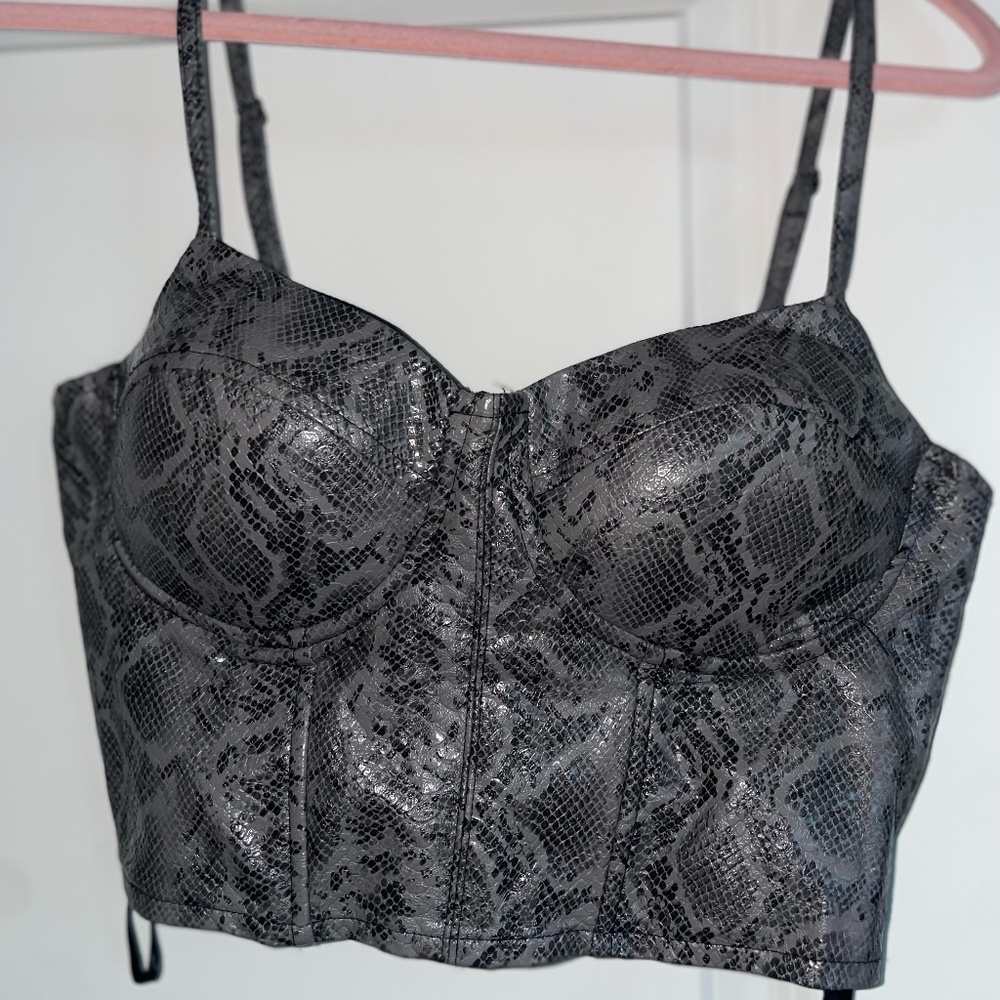 say what? size Medium going out top, clubbing, concert